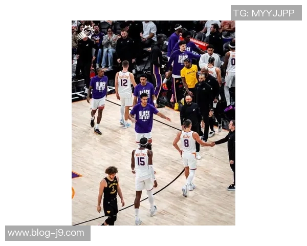 明天太阳对阵热火杰伦格林出战存疑布克因脚踝伤缺席比赛