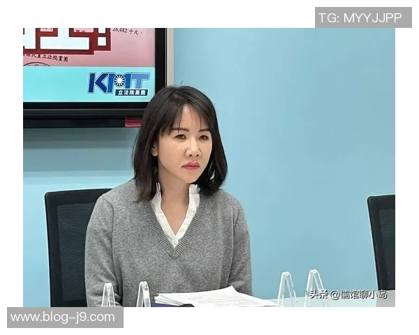 张佳玮谈文班发挥牵制力的重要性与全队配合的空间创造能力